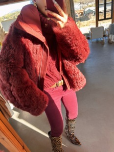 进口托斯卡纳鹅绒领子皮毛一体皮草外套 酒红色