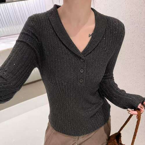 羊毛衫100秋冬款上衣老钱风V领纽扣坑条针织衫女修身显瘦气质毛衣
