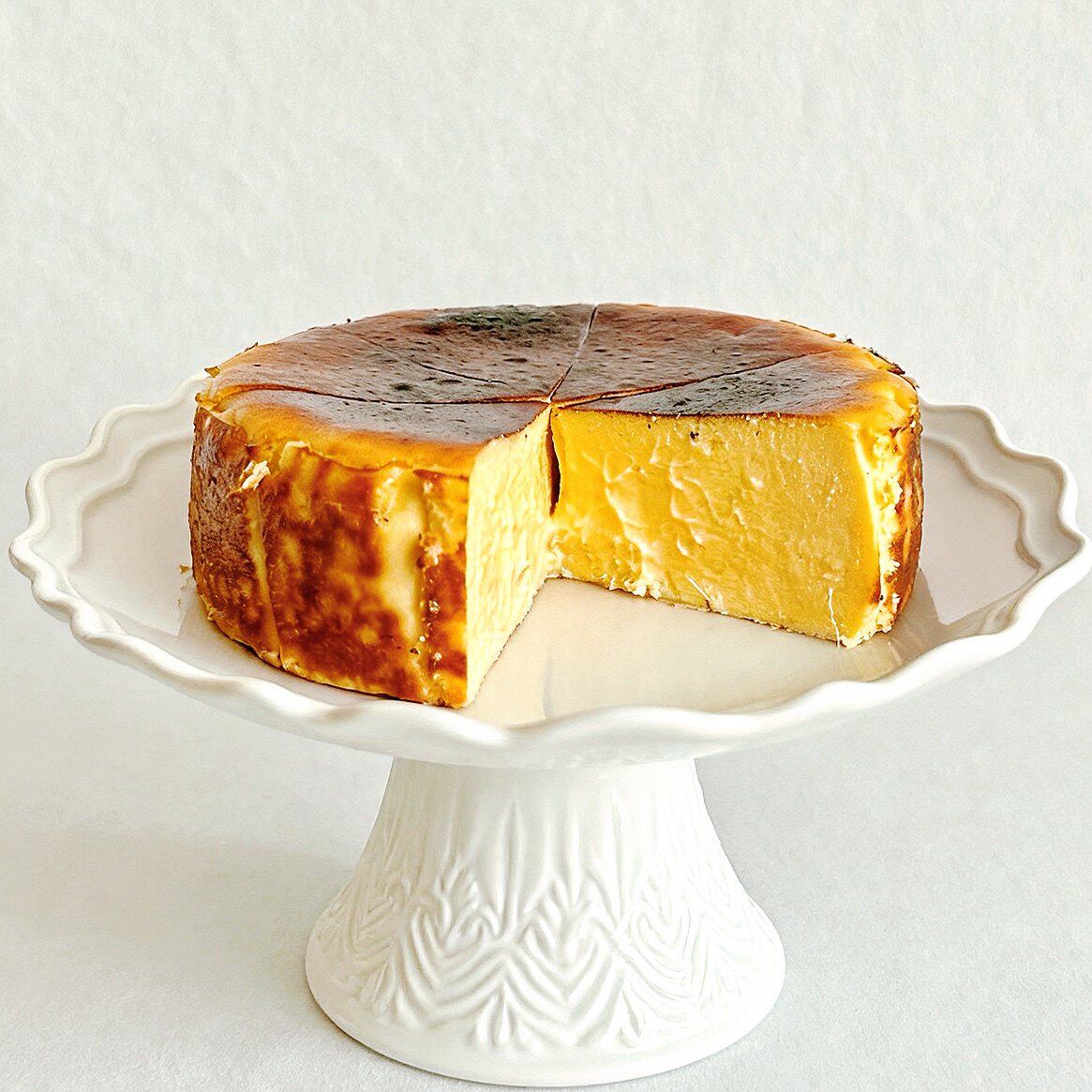 6寸新鲜榴莲软心巴斯克蛋糕生日动物奶油奶酪芝士甜品西式糕点心