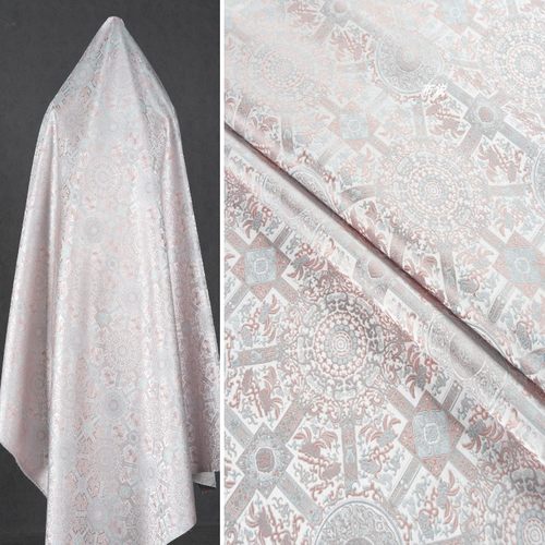 淡粉色八卦图织锦缎提花面料中式