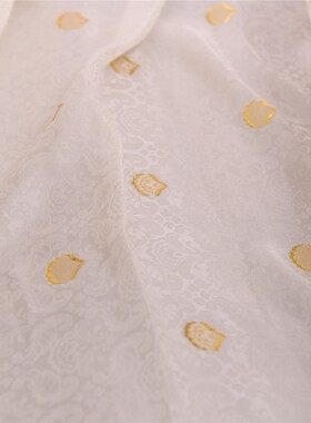 金缕云绫 暗纹提花东方树叶银杏花织金真丝桑波缎 银杏叶