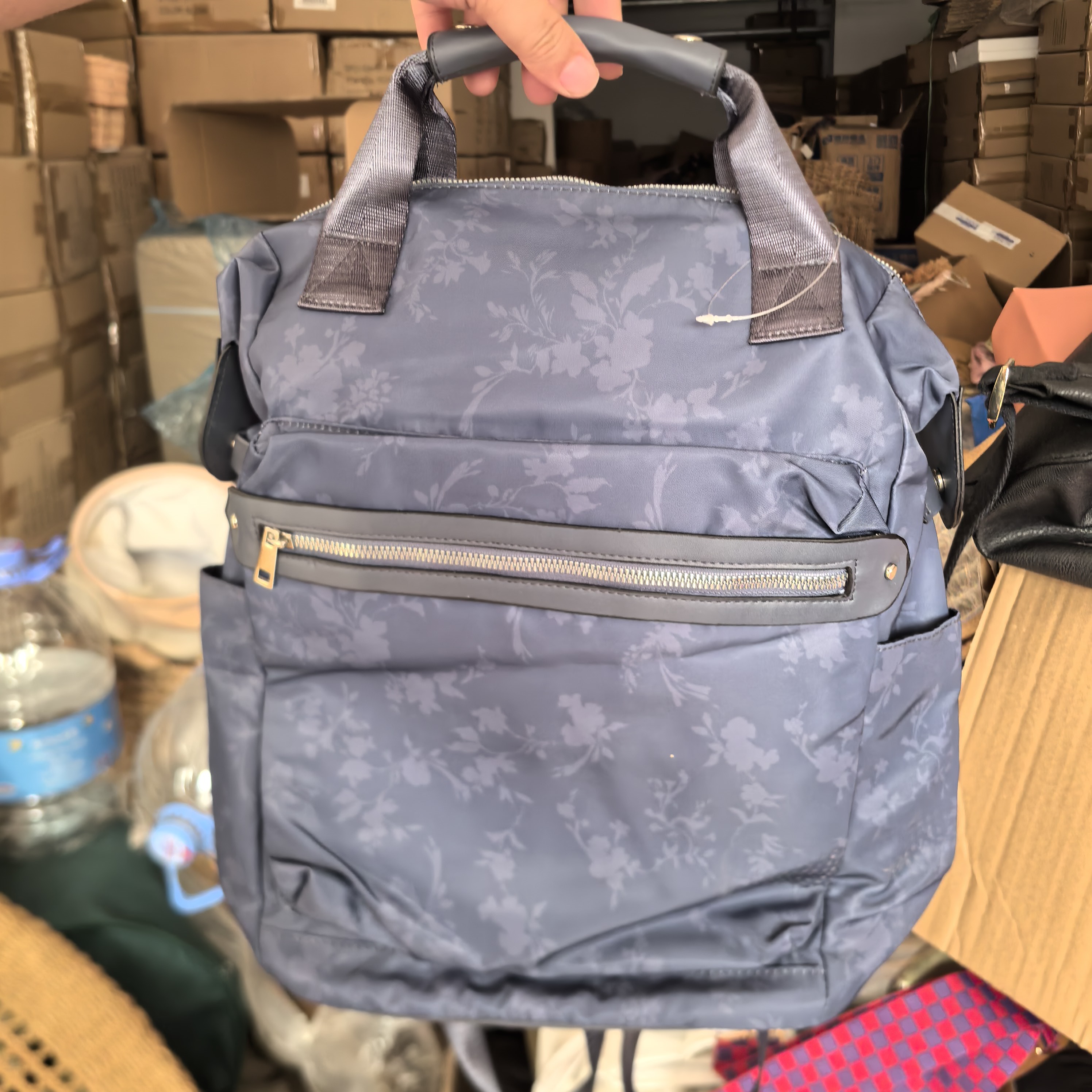 孤品蓝色缎面双肩包轻便多功能大容量新款通勤休闲书包电脑提手女