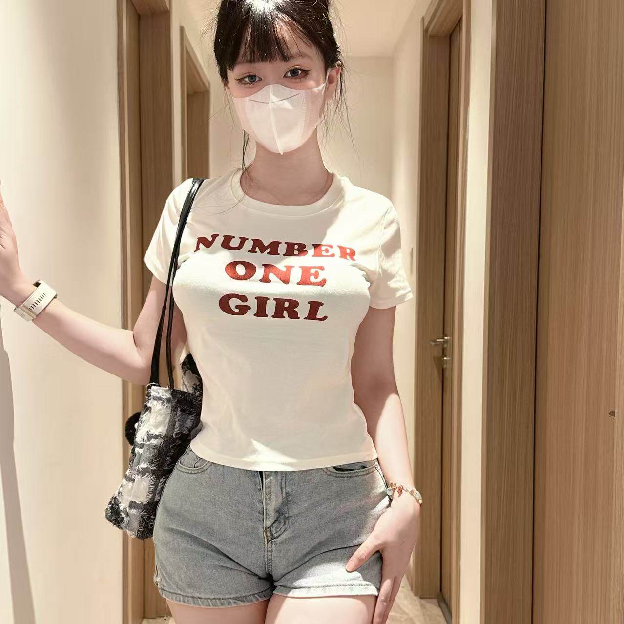 夏季2025新款港风字母印花短袖T恤女修身休闲百搭白色上衣chic