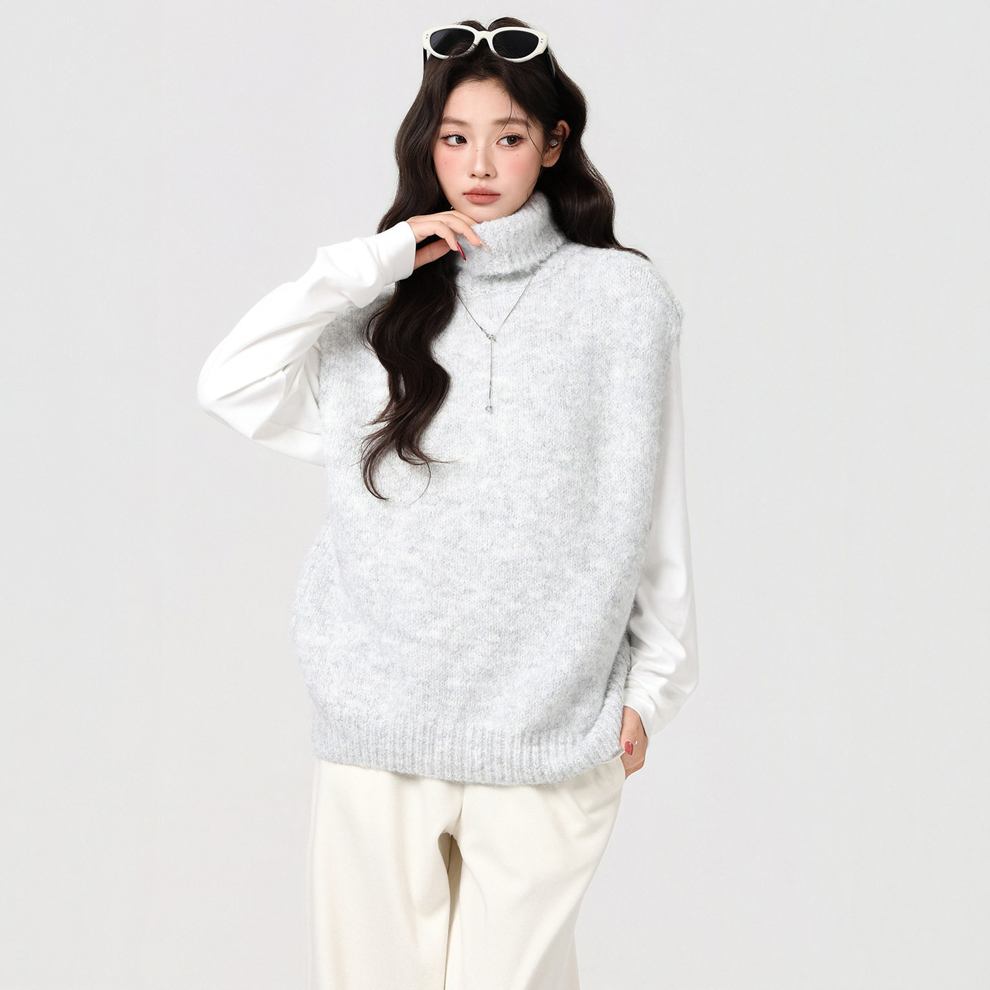 慵懒风高领无袖针织马甲女2025秋冬季新款叠穿感软糯加厚上衣