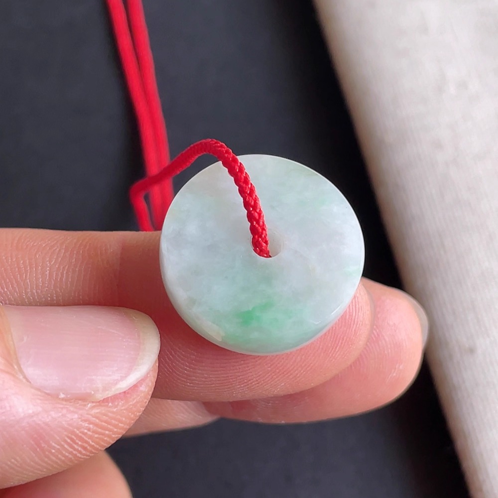 0908-7天然老坑飘阳绿怀古吊坠 翡翠A货送证书～金晶翡翠