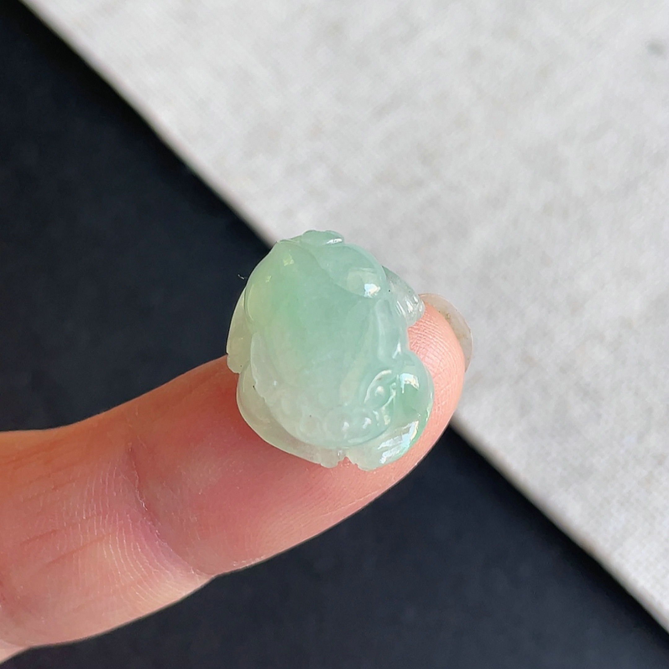 1212-8缅甸天然A货翡翠老坑冰种飘阳绿貔貅戒面~金晶翡翠