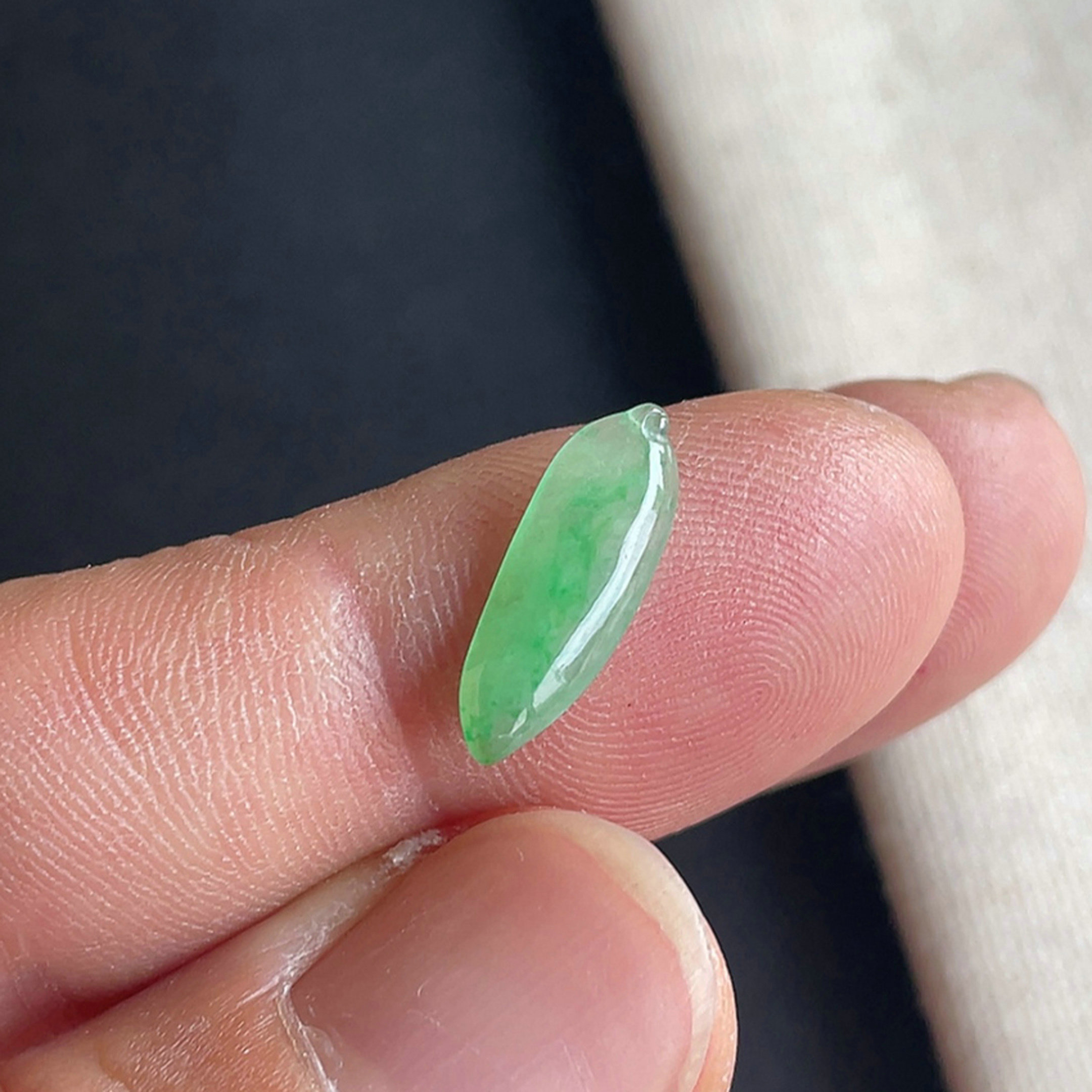 飘阳绿福瓜吊坠缅甸天然翡翠A货