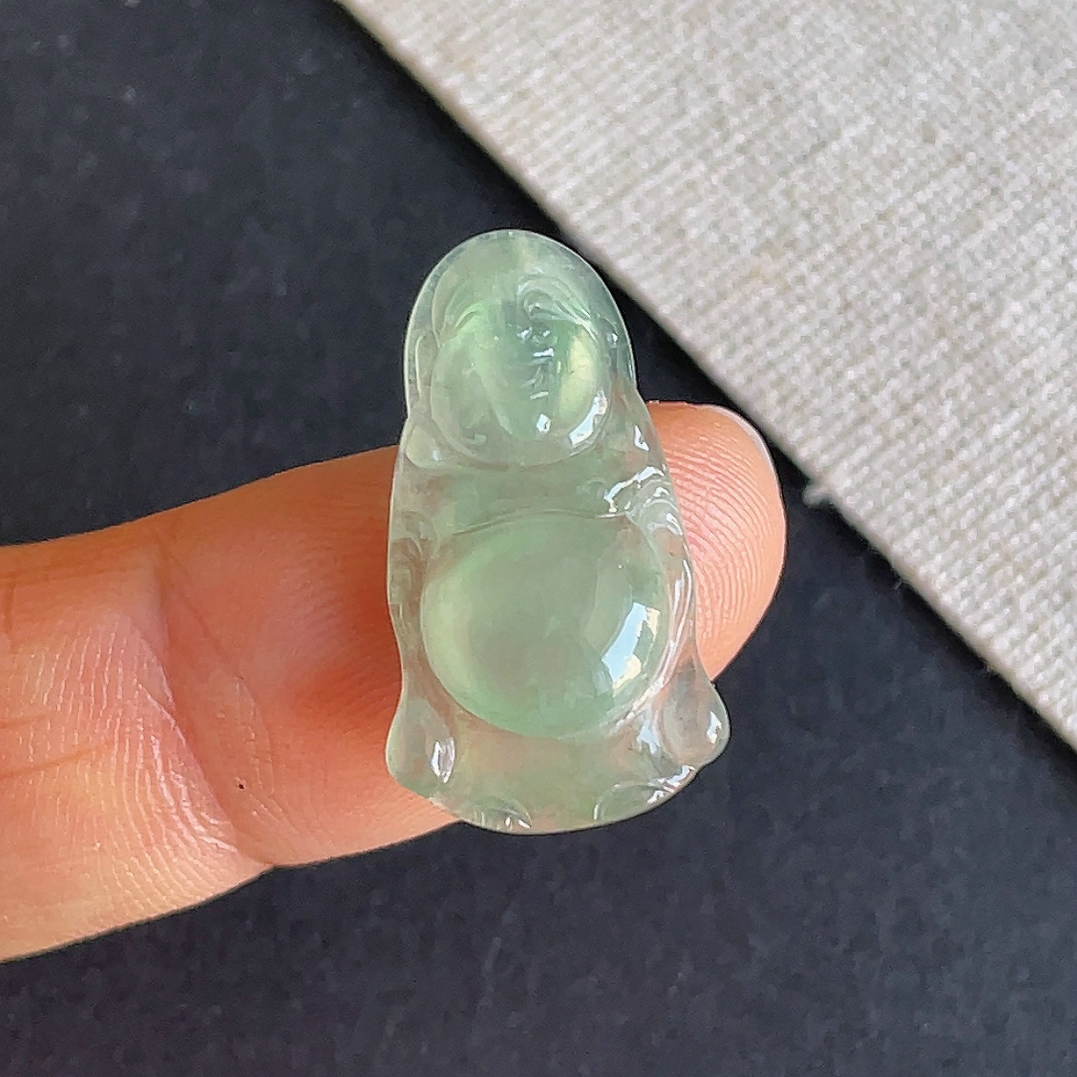 天然翡翠老坑冰种满色佛公吊坠