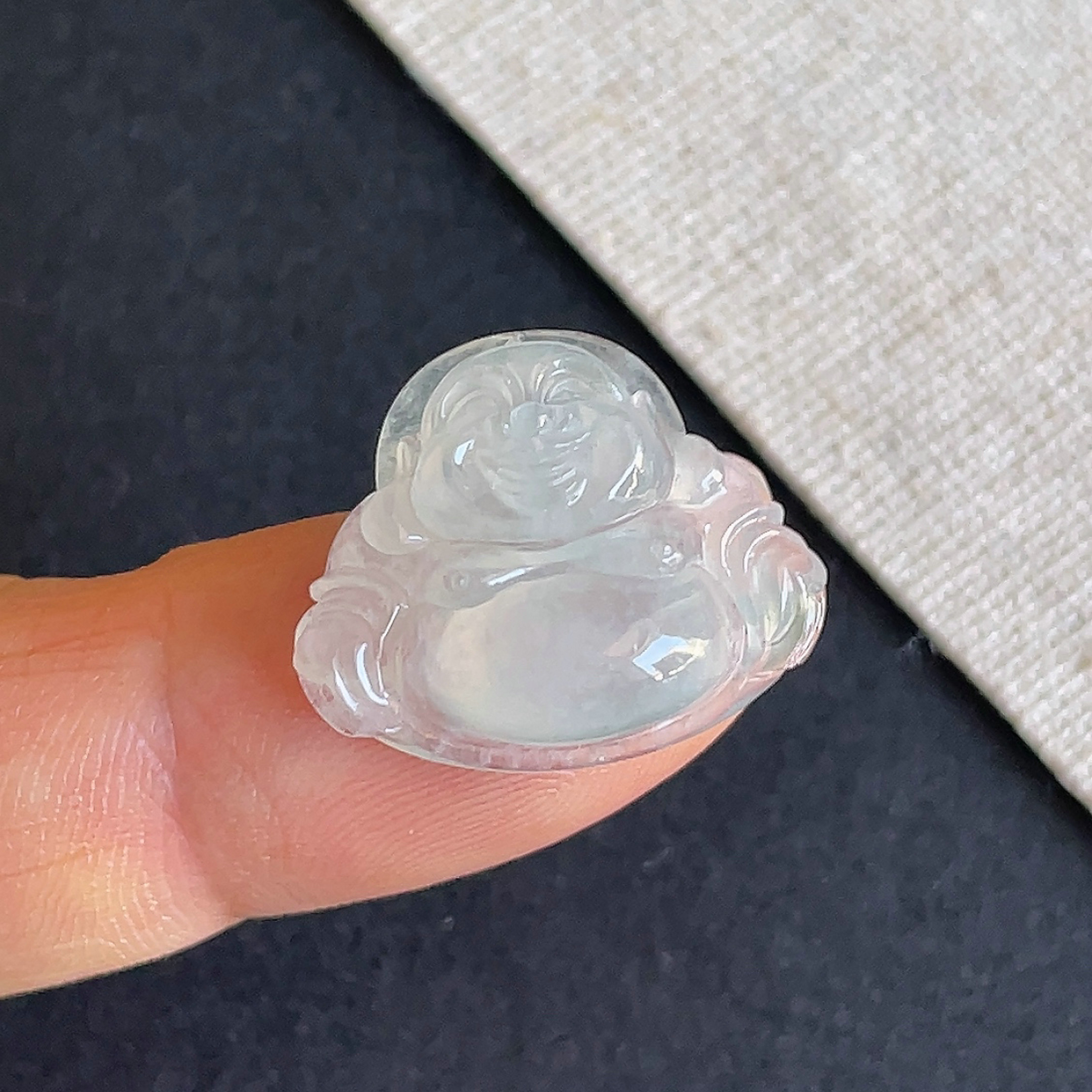 天然翡翠老坑冰种饱满佛公吊坠