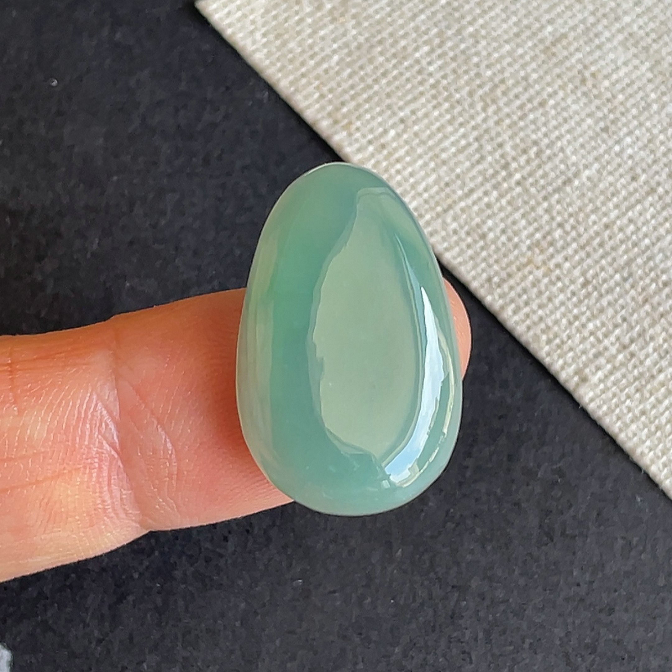 天然缅甸翡翠冰糯种满绿水滴吊坠