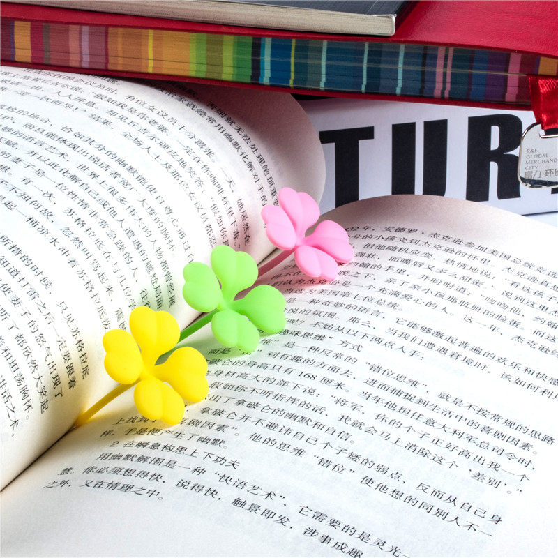 现代创意ins韩式四叶草Bookmark嫩芽书签网红少女粉女生生日礼物