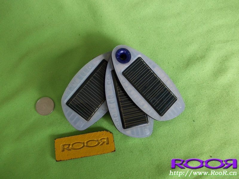 ※ RooR ※ 美国 Solio S120-152RS 经典混合太阳能充电器