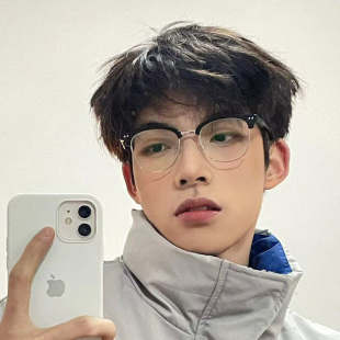 亮黑色超轻近视眼镜学生半框圆形防蓝光平光镜复古镜框可配度数潮