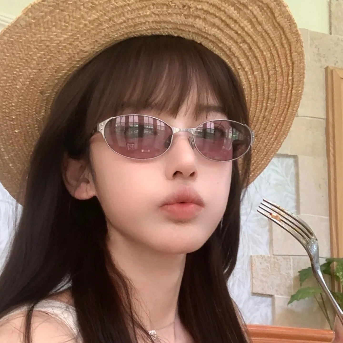 欧美椭圆老钱风辣妹街拍紫色太阳镜女千禧猫眼高级感防紫外线墨镜