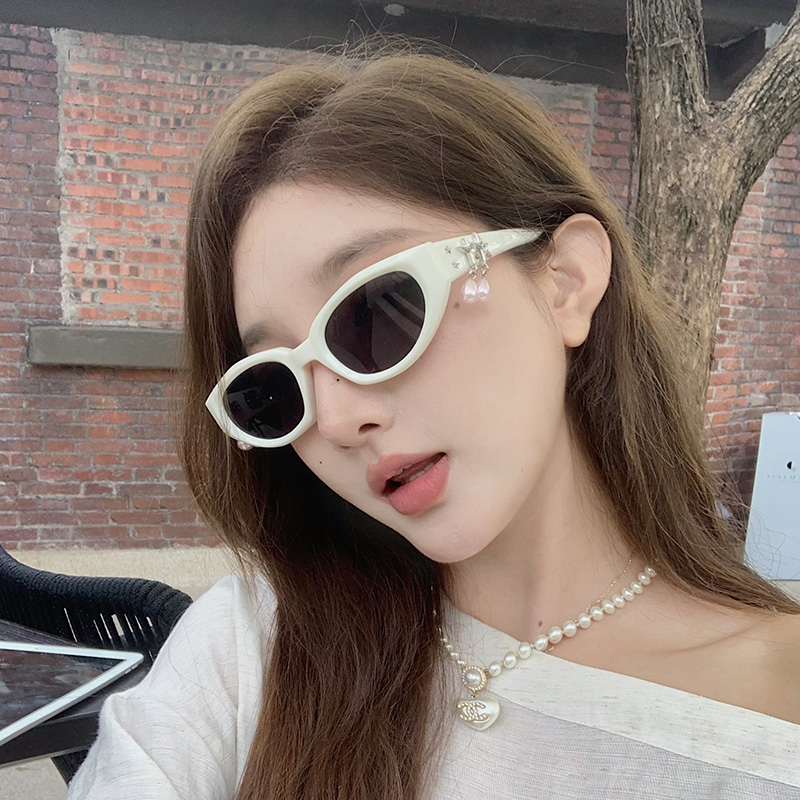 科幻配饰防晒gm猫眼墨镜度假欧美