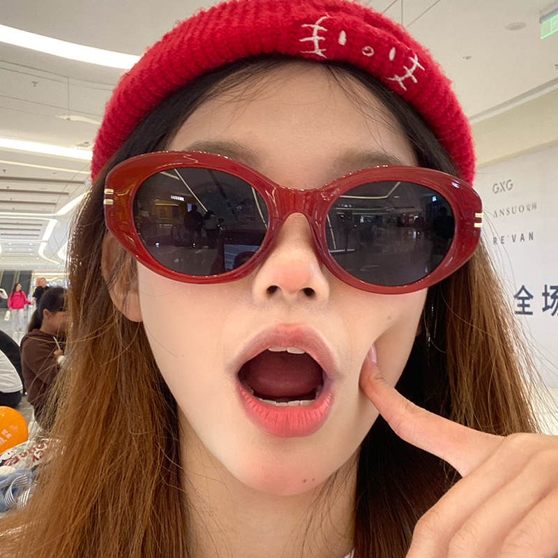 潮流个性时尚红色椭圆太阳镜欧美椭圆显脸小高级感防紫外线墨镜女