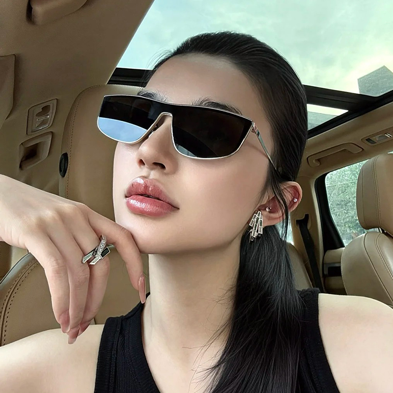 欧美轻奢风黑色未来感墨镜女网红同款凹造型夏季防晒舒适太阳镜男
