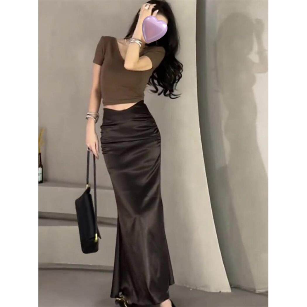 2026春季缎面纯欲风半身裙女新款高腰修身醋酸御姐包臀鱼尾长裙子
