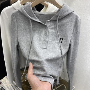 女童春秋款连帽打底衫2026欧货上衣中大儿童春季长袖T恤女孩卫衣t