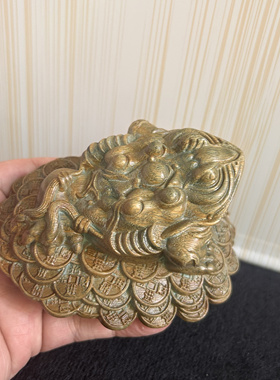 天然阿根廷绿檀木雕金蟾摆件