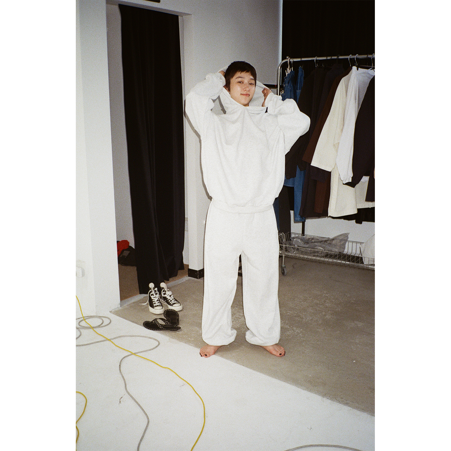 see sea o ｜白灰色连帽套头卫衣男女同款秋冬休闲外套衫2025新款