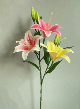 新款百合花仿真花假花绢花可水洗新星百合餐桌花摆件客厅婚庆装饰