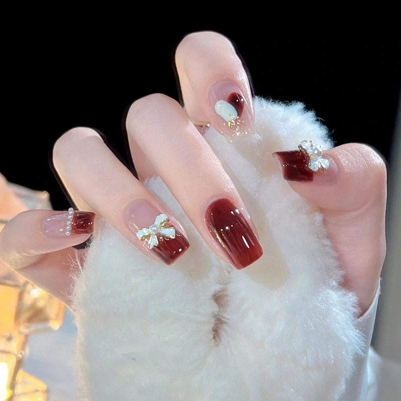 高级穿戴甲2022年新款红宝石2023流行美甲贴片穿戴式成品套装全套