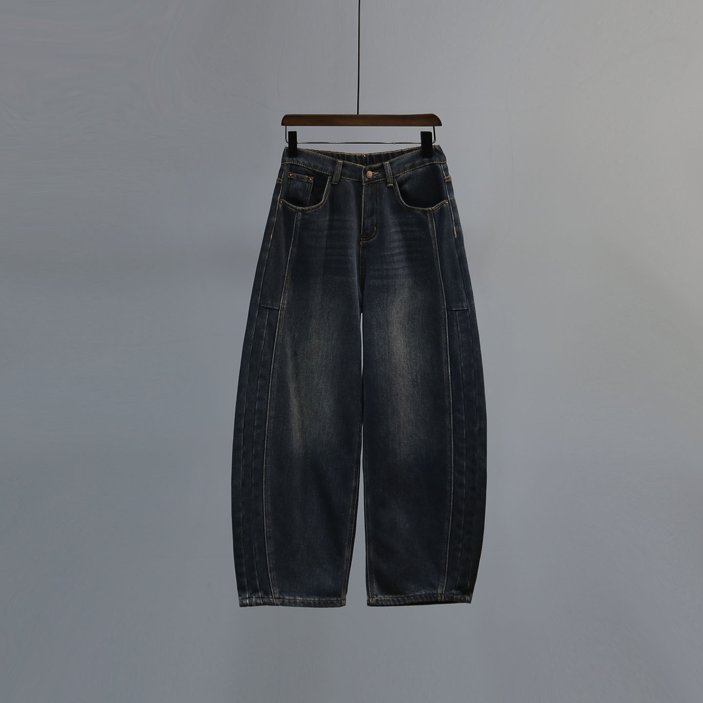 复古高腰植绒弯刀牛仔裤女