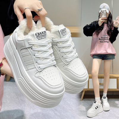 2025年新款冬季休闲运动鞋子圆头厚底松糕鞋加绒女鞋大码棉鞋