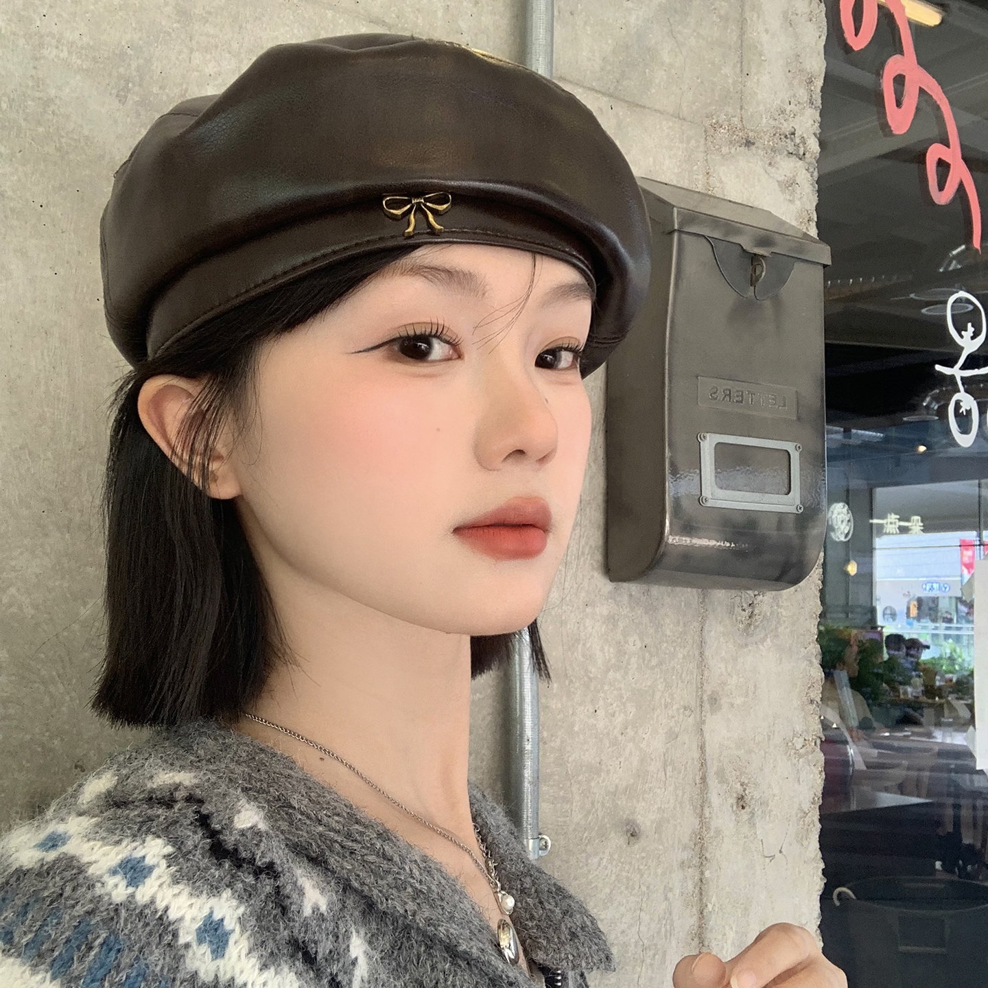 美式复古pu皮质蝴蝶结贝雷帽女