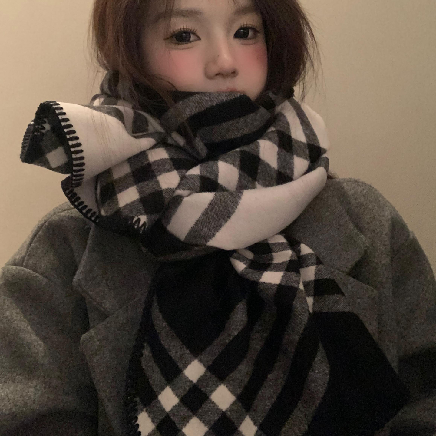 韩系氛围感黑白格子针织围巾女秋