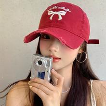 韩系字母蝴蝶结刺绣红色棒球帽女宽帽檐显脸小加大加深鸭舌帽子潮