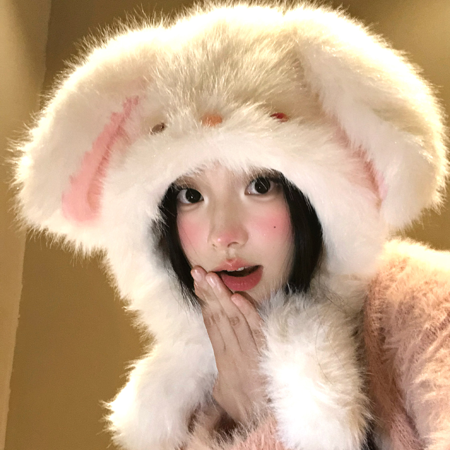 可爱兔子耳朵毛绒帽女秋冬季加厚