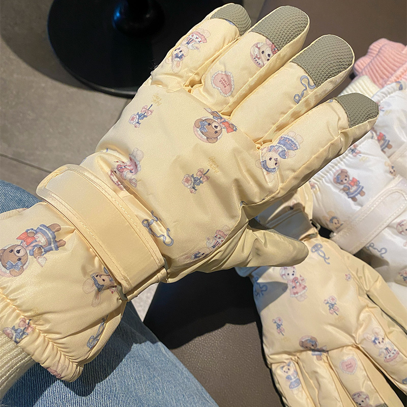 可爱小熊分指可触屏滑雪手套女