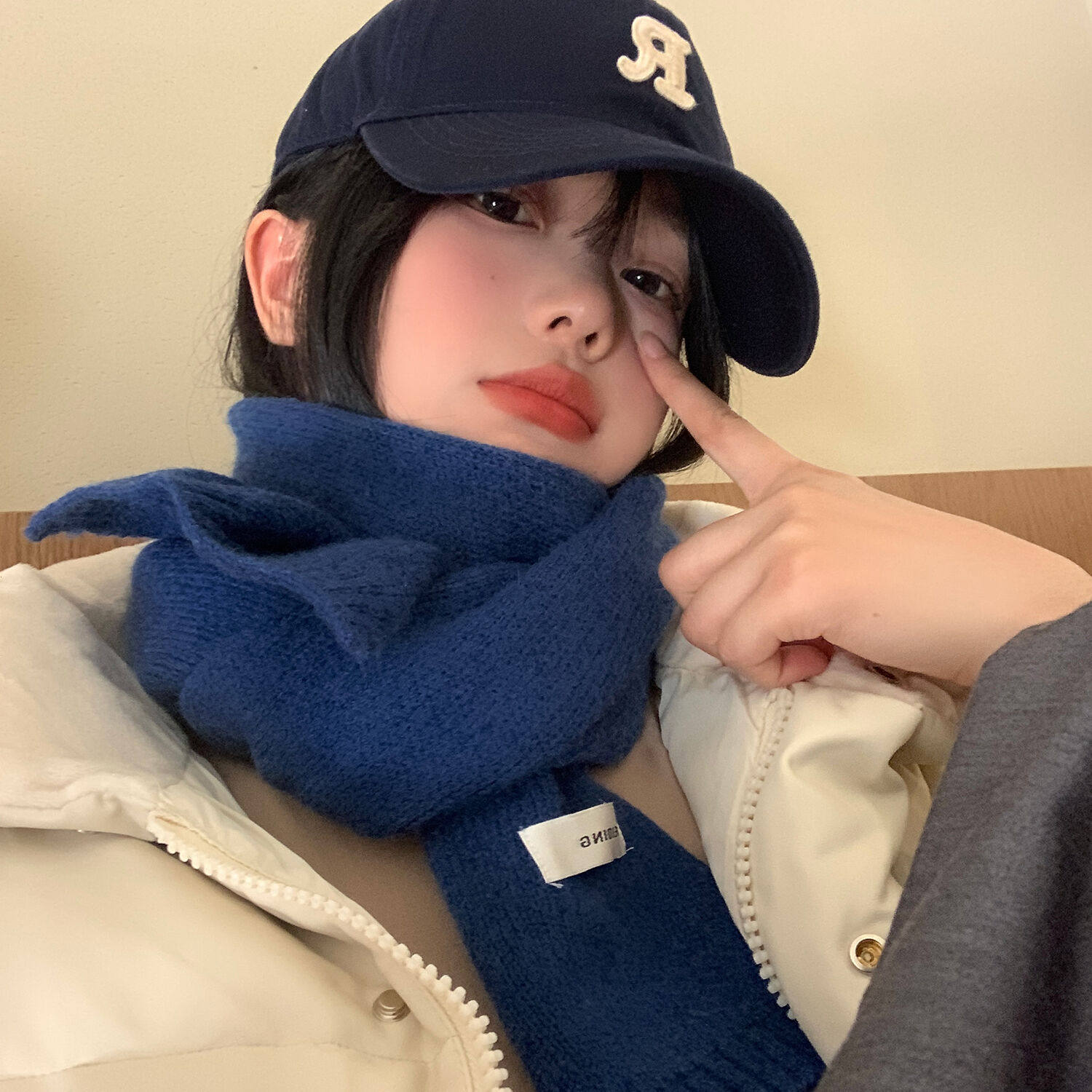 复古蓝色日式小围巾女冬季针织毛线高级感百搭保暖加厚短围脖护颈