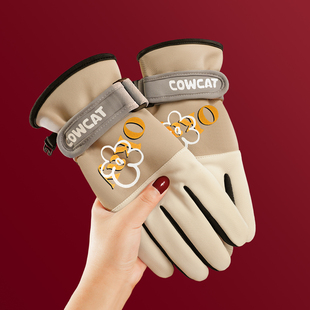 麂皮绒冬季 学生户外保暖触屏防寒冻 骑行手套可爱加绒加厚女士冬季