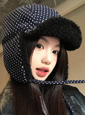 韩国东大门双面戴波点羊羔毛绒雷锋帽女冬季加厚保暖护耳飞行帽子