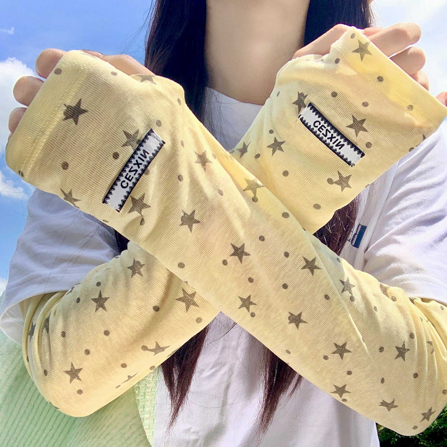 黄色星星波点冰丝防晒袖套女夏开车骑行防紫外遮阳冰袖宽松版套袖