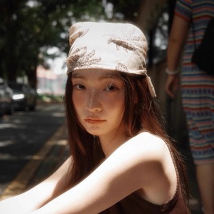 美式 复古太阳花头巾女街头嘻哈印花包头丝巾高级感废土风潮酷方巾