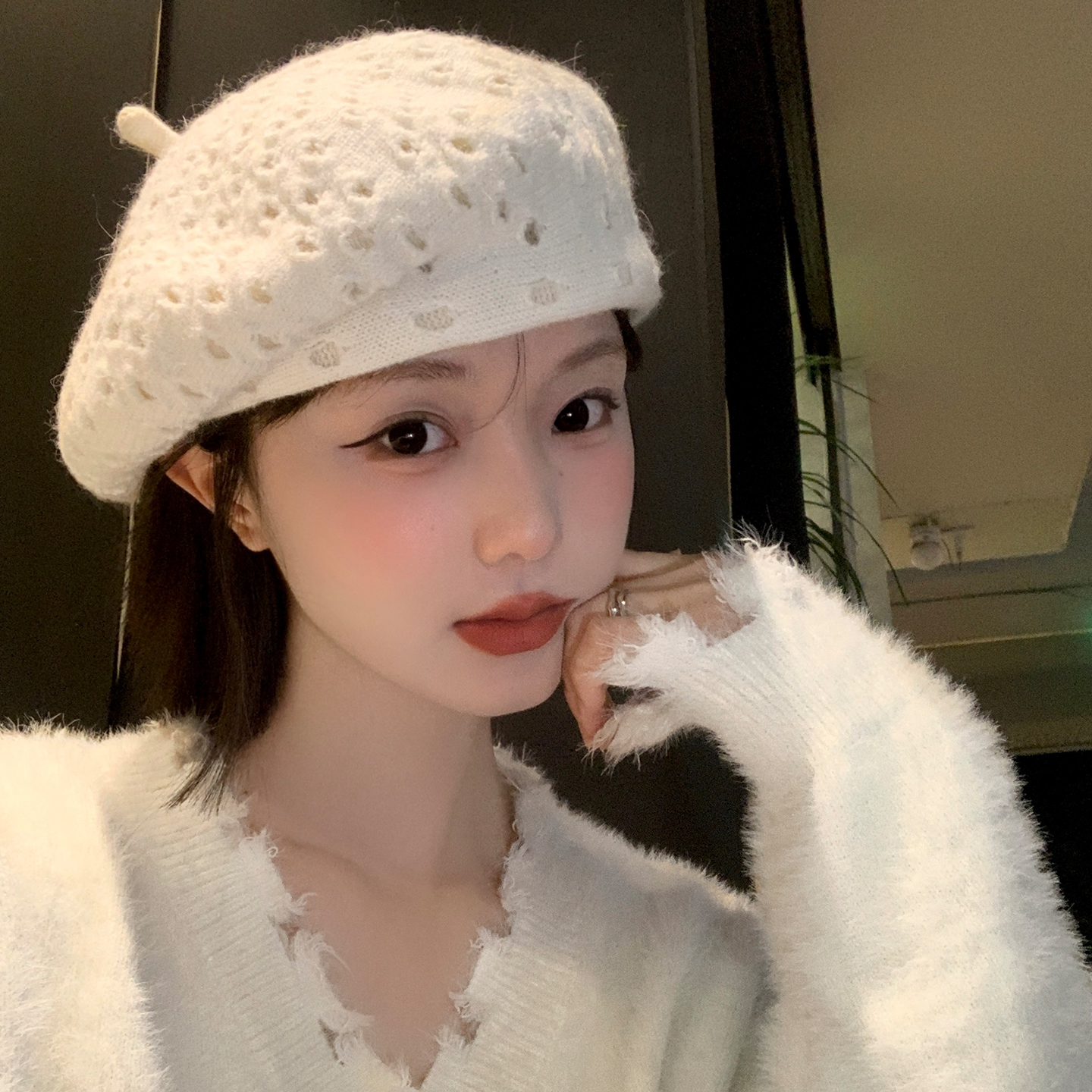 高级感白色气质针织贝雷帽女秋冬