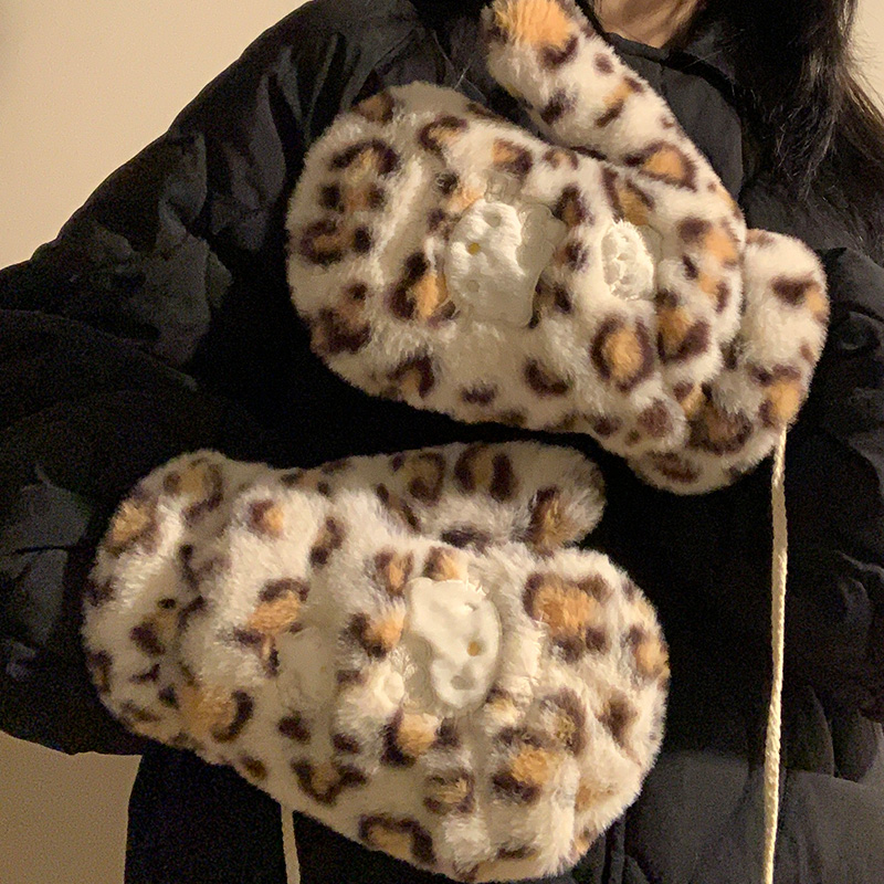 可爱猫咪豹纹毛绒手套2025年秋冬