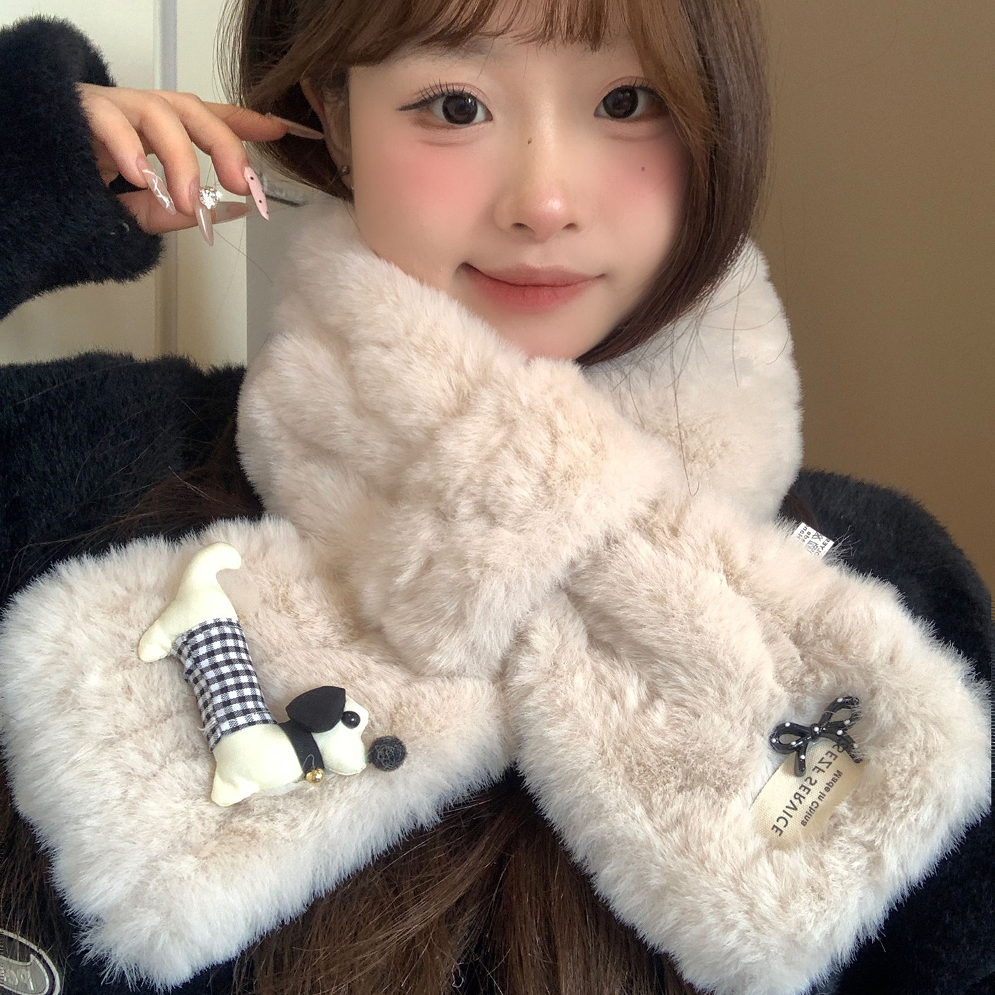 可爱腊肠小狗毛绒交叉小围脖女冬季加厚保暖防寒护颈学生百搭围巾,服饰配件/皮带/帽子/围巾,围巾/丝巾/披肩,淘宝优惠券,粉丝福利购,淘宝优惠卷