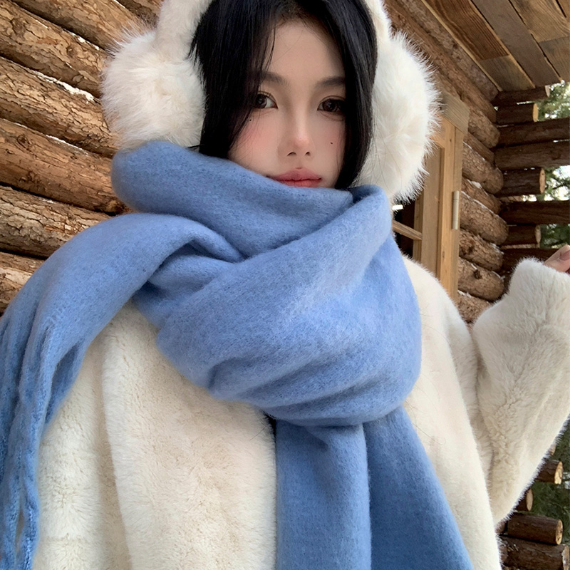 克莱因蓝色围巾女冬季韩系氛围感