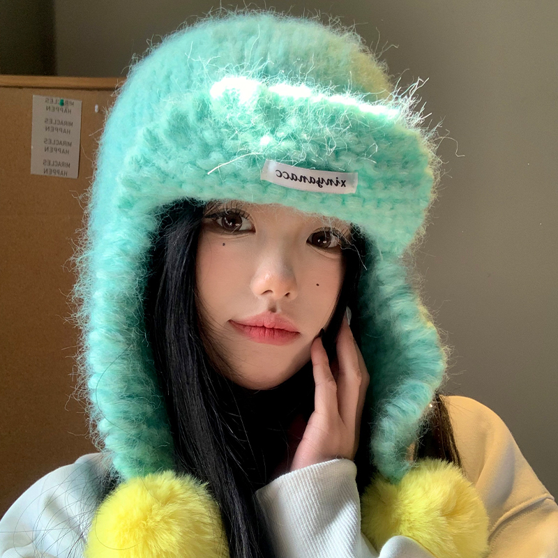 绿色马海毛针织毛球护耳帽女冬季