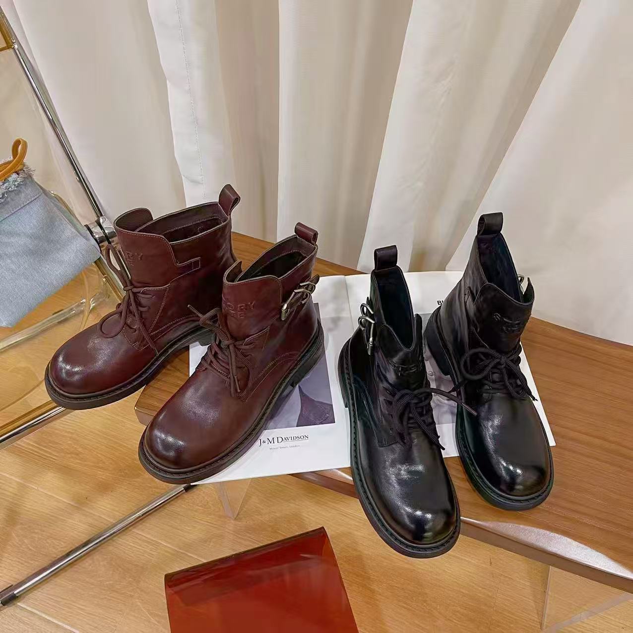 高档头层牛皮粗跟时尚短靴女