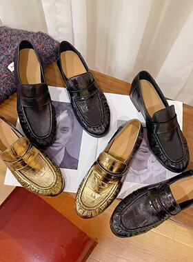 VK定制 韩版真皮时尚休闲运动鞋女889-2/309-18