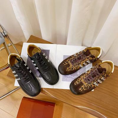 韩版真皮时尚休闲运动鞋女