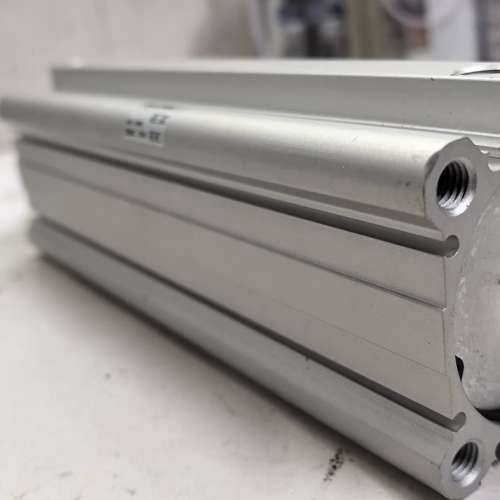 台州设备CDQ2A63-200DCMZ气缸