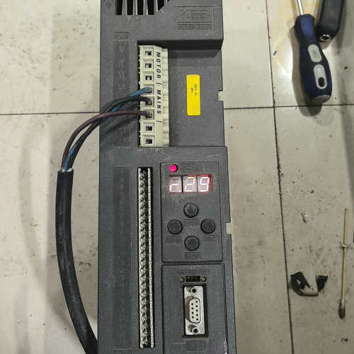 台州设备，KEB科比伺服驱动器，型号09.F0.R01-34