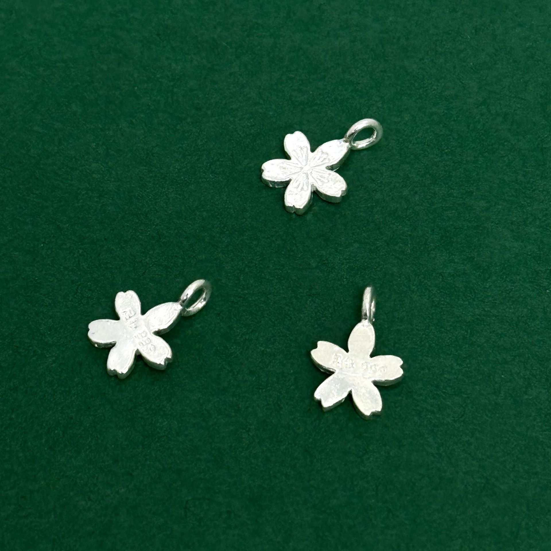 亮银樱花花朵吊坠 足银999饰品配件DIY手绳编绳项链手链挂件